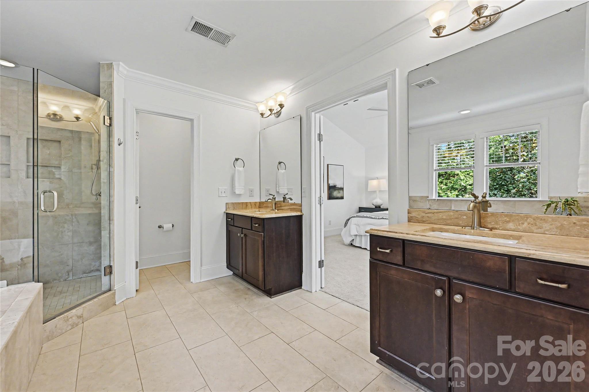 1102 Yale Place Charlotte NC 28209