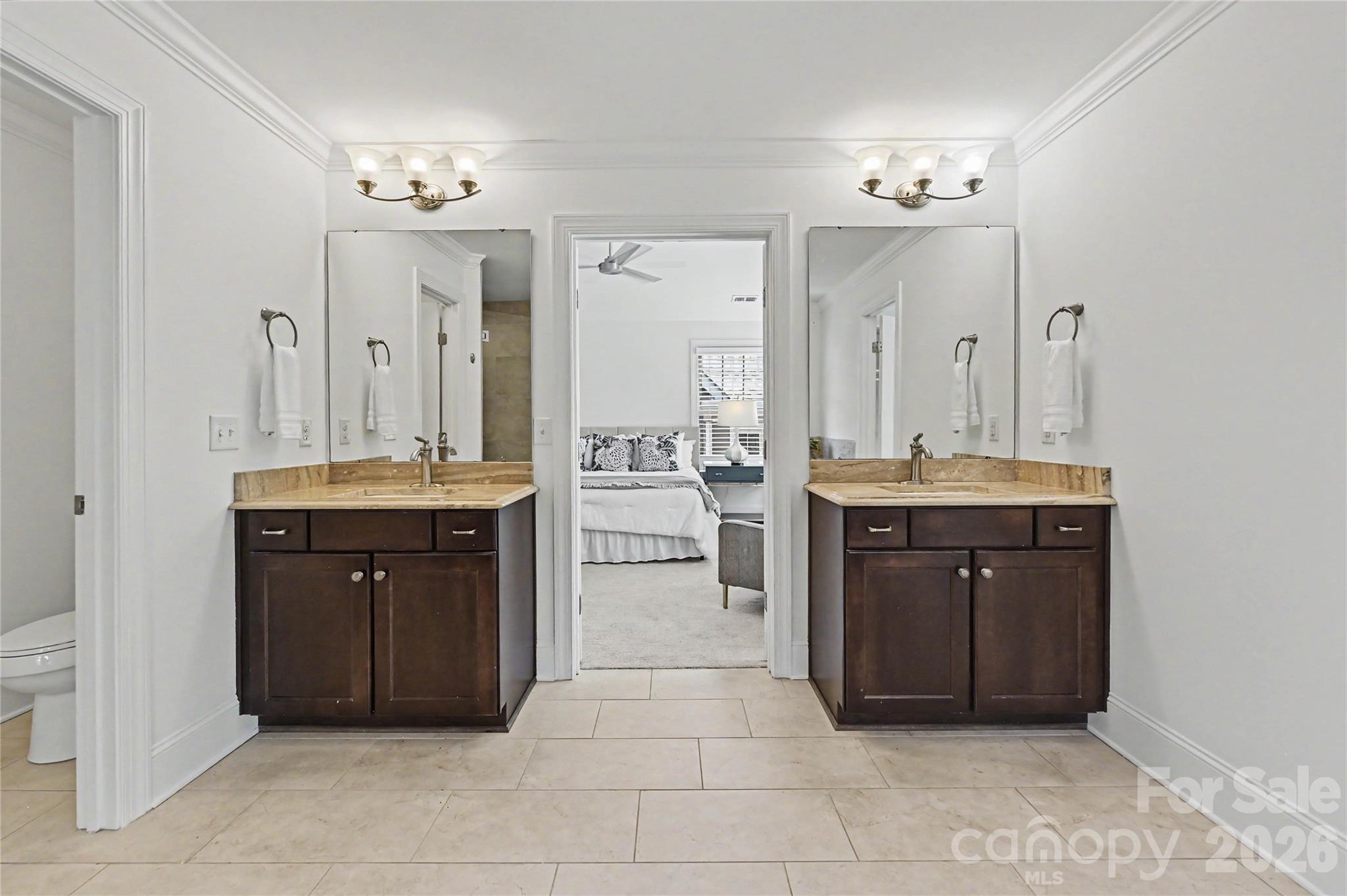 1102 Yale Place Charlotte NC 28209