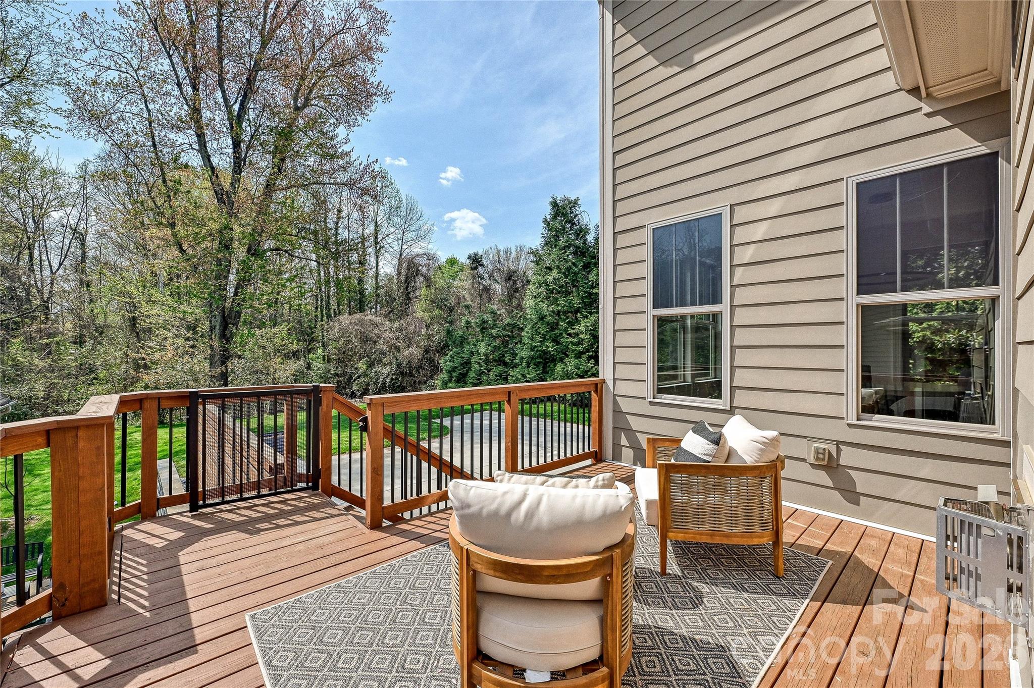 1102 Yale Place Charlotte NC 28209