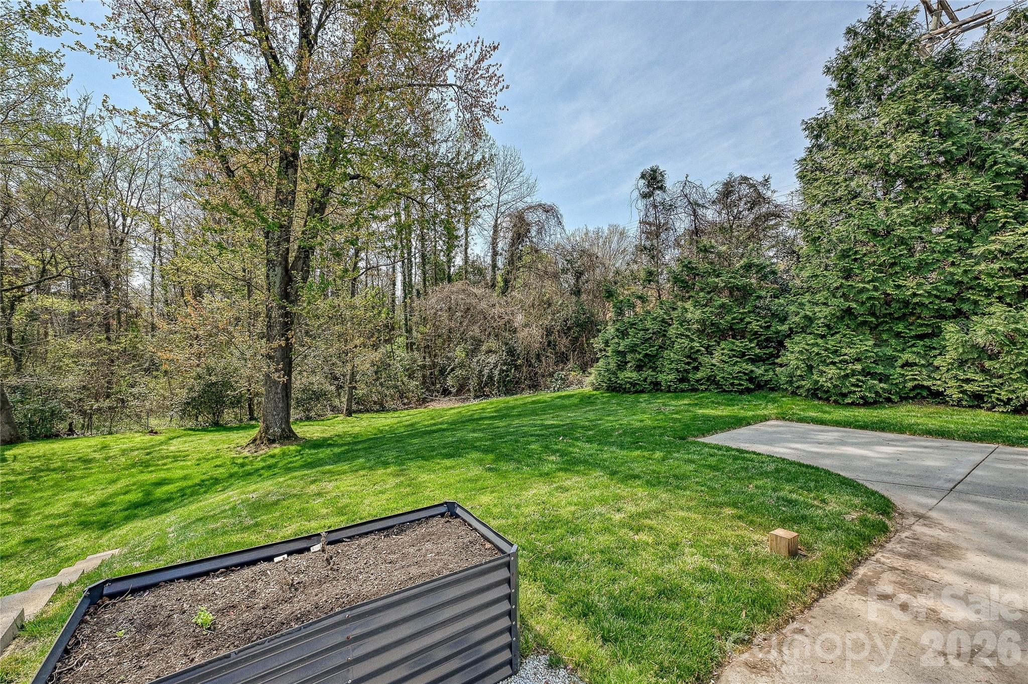 1102 Yale Place Charlotte NC 28209