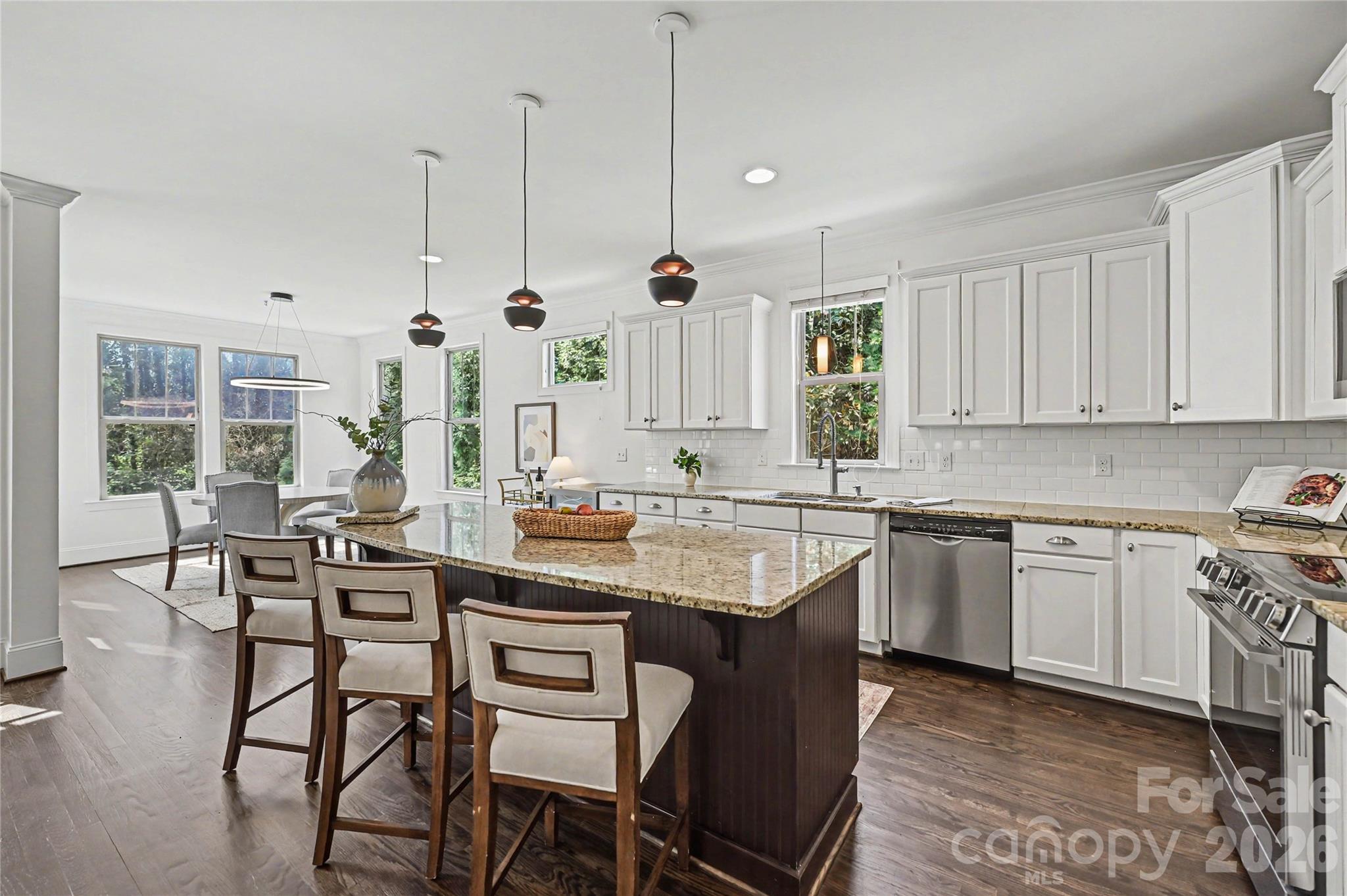 1102 Yale Place Charlotte NC 28209