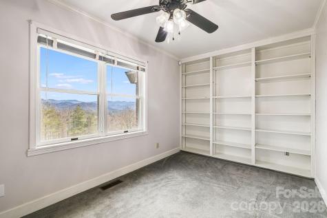 200 Duck Drive Mars Hill NC 28754
