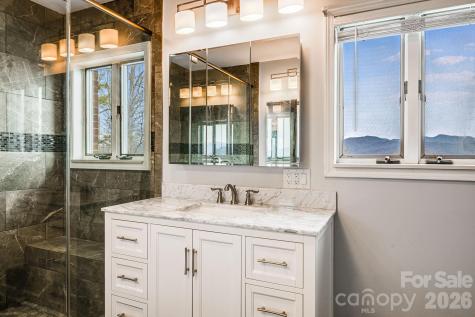 200 Duck Drive Mars Hill NC 28754