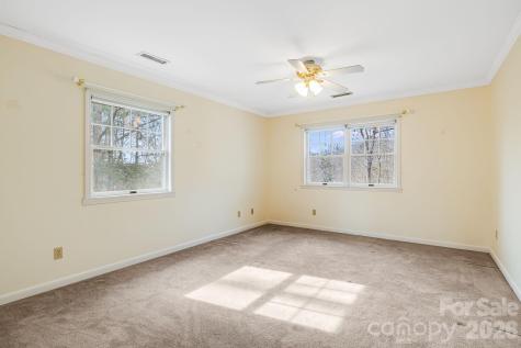 200 Duck Drive Mars Hill NC 28754