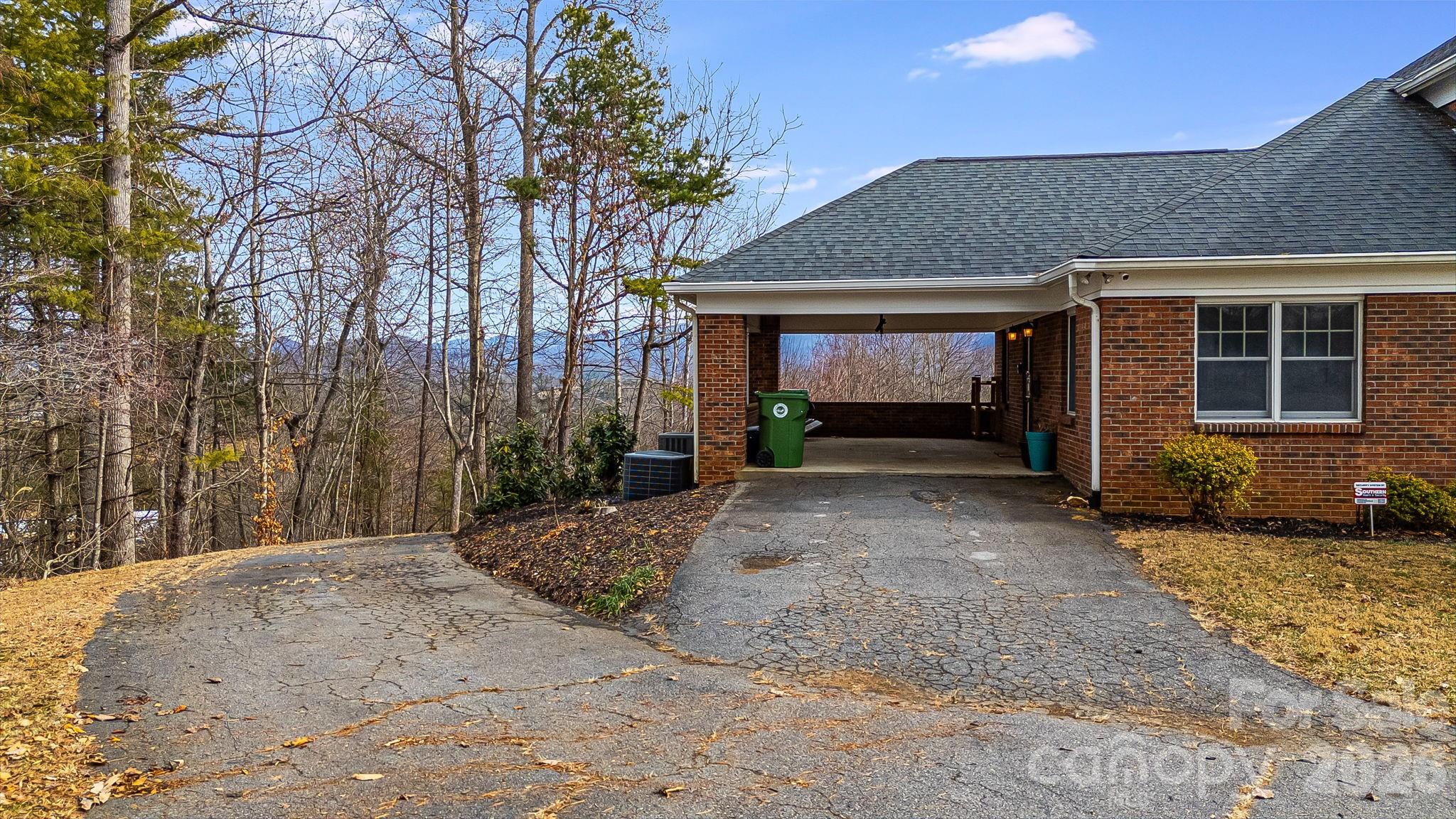 200 Duck Drive Mars Hill NC 28754