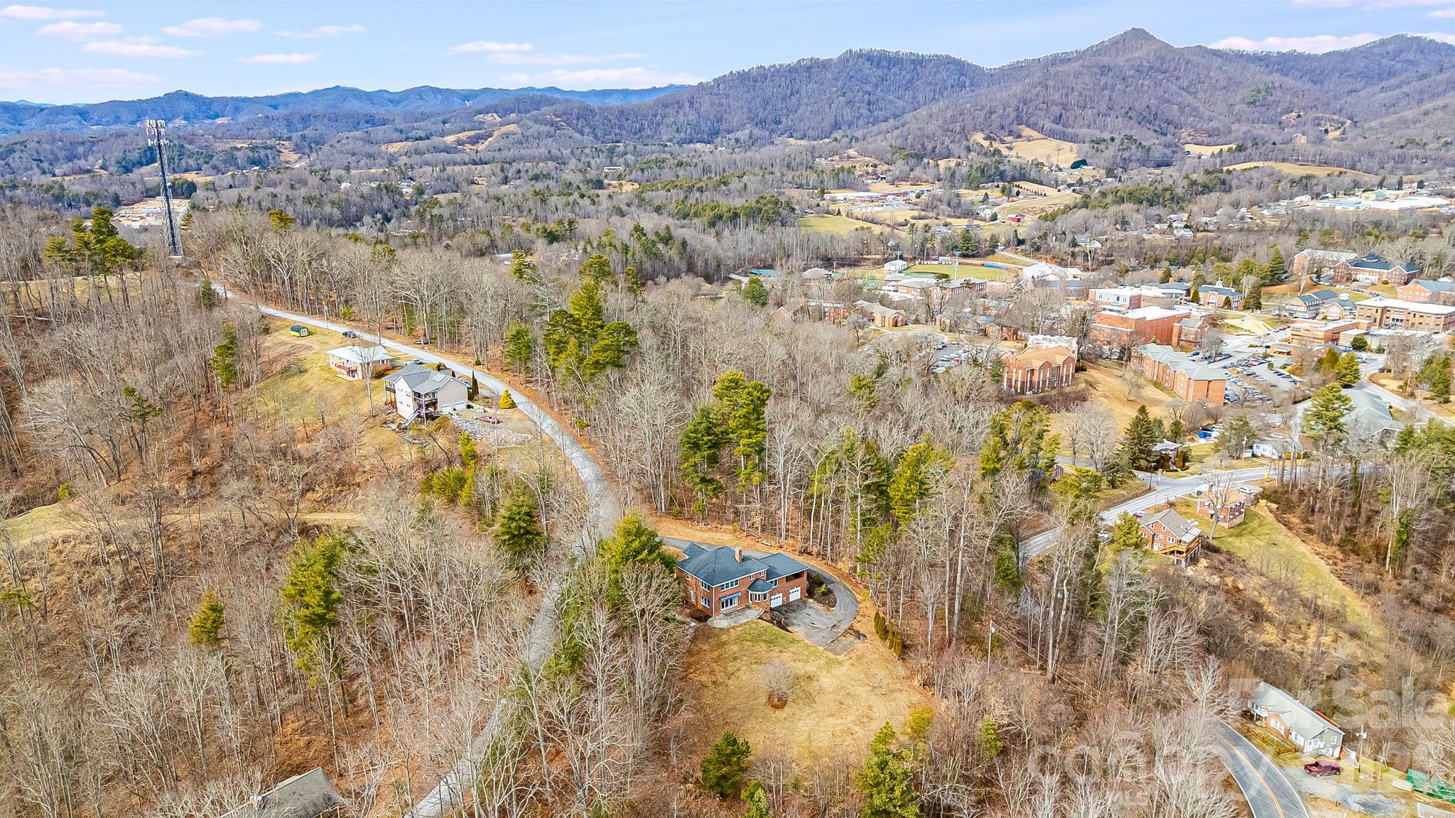 200 Duck Drive Mars Hill NC 28754