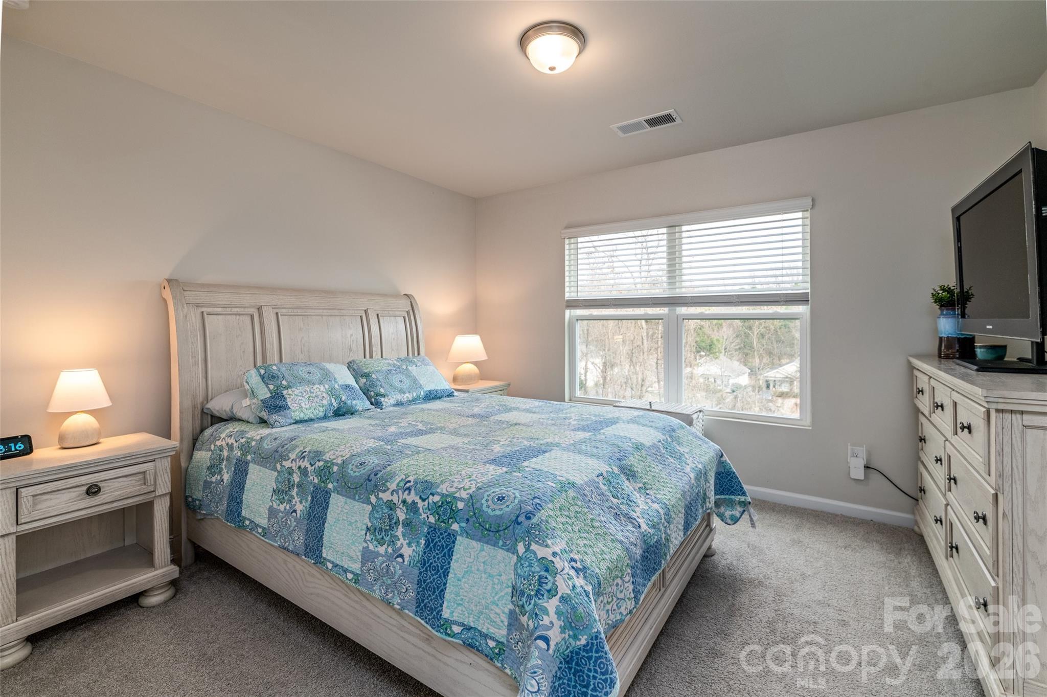 1206 Keydet Drive Charlotte NC 28216