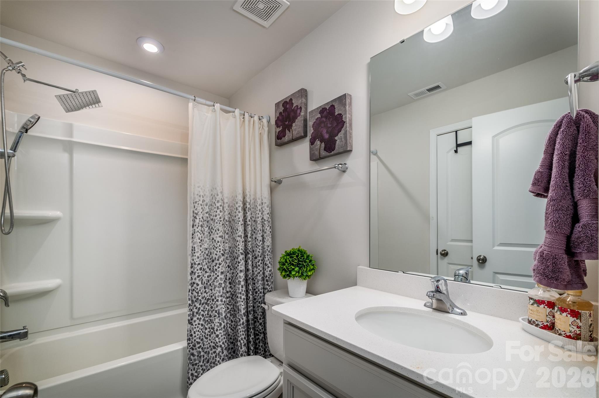 1206 Keydet Drive Charlotte NC 28216