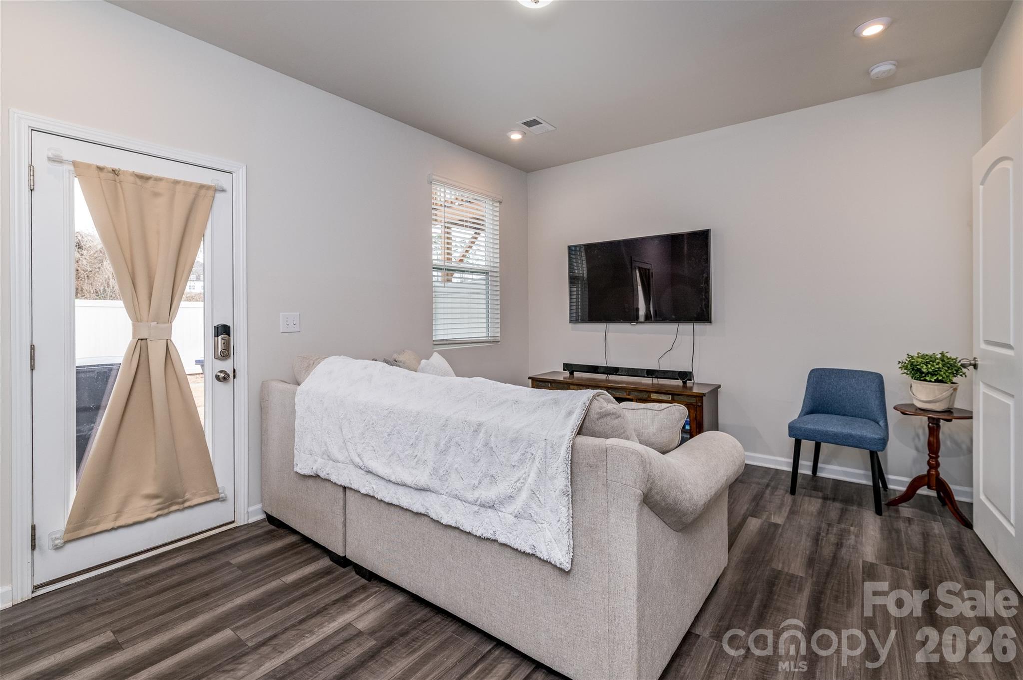 1206 Keydet Drive Charlotte NC 28216