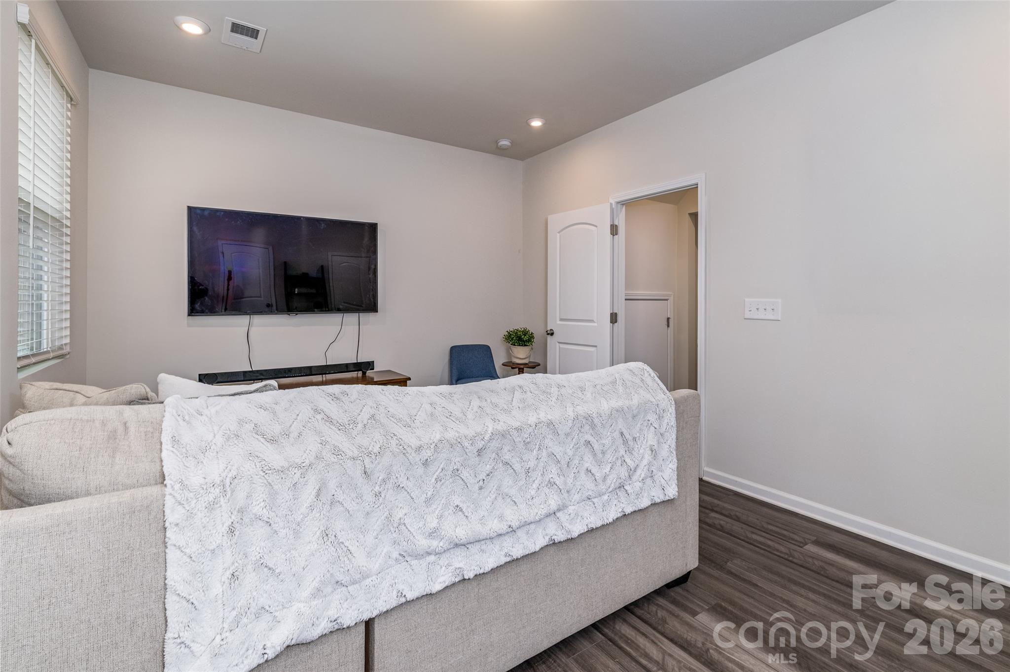 1206 Keydet Drive Charlotte NC 28216