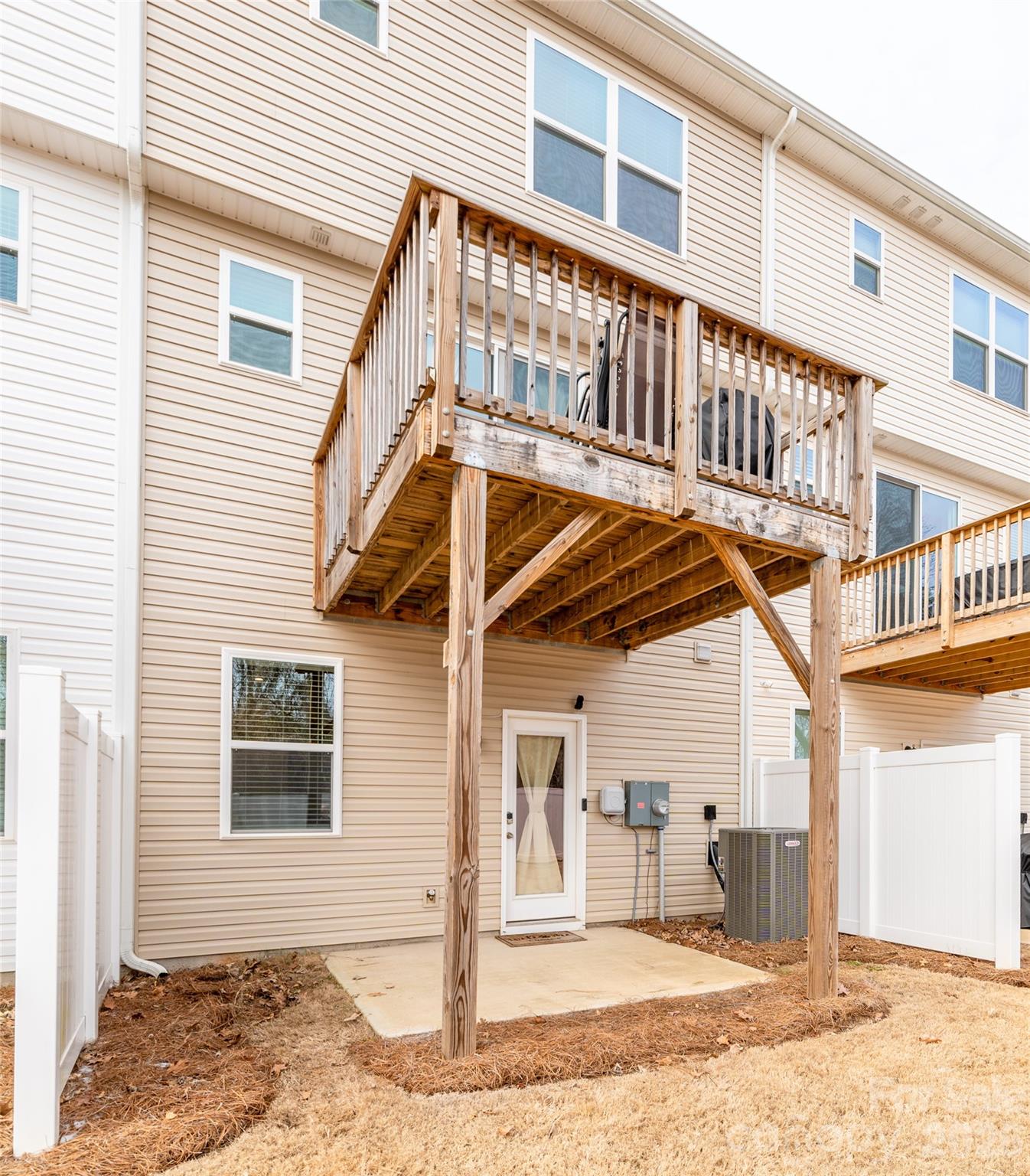 1206 Keydet Drive Charlotte NC 28216