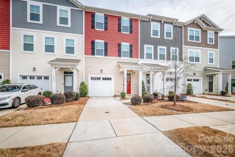 1206 Keydet Drive Charlotte NC 28216