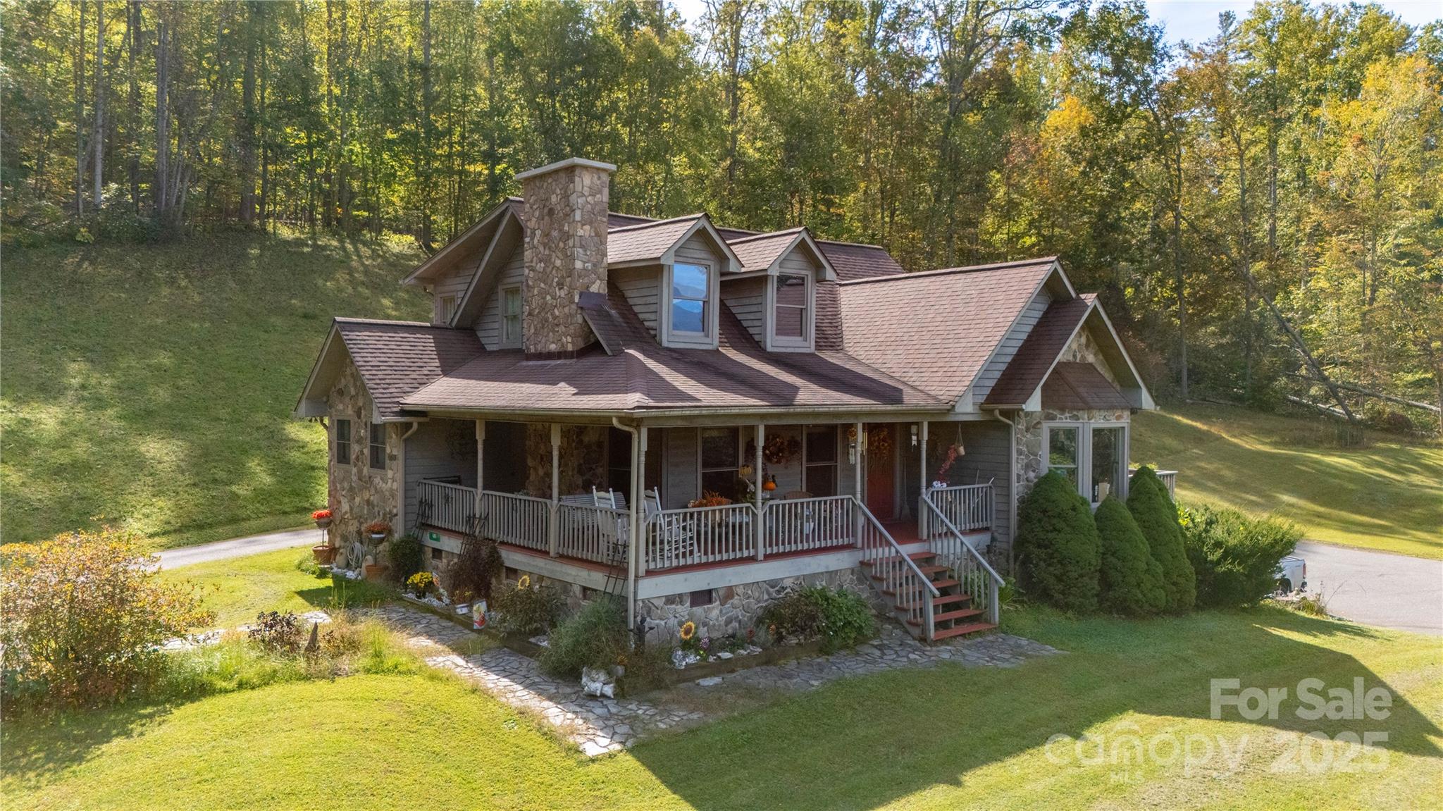 400 Three Dog Mountain Road Bakersville NC 28705