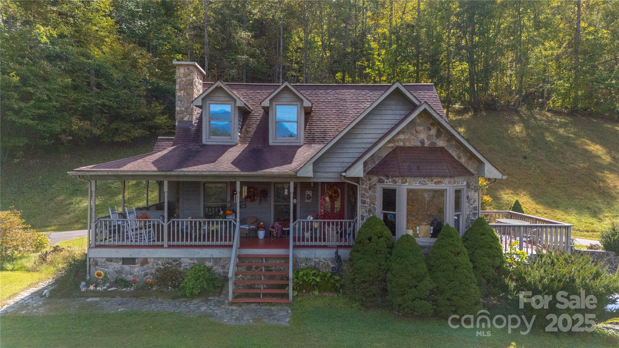 400 Three Dog Mountain Road Bakersville NC 28705