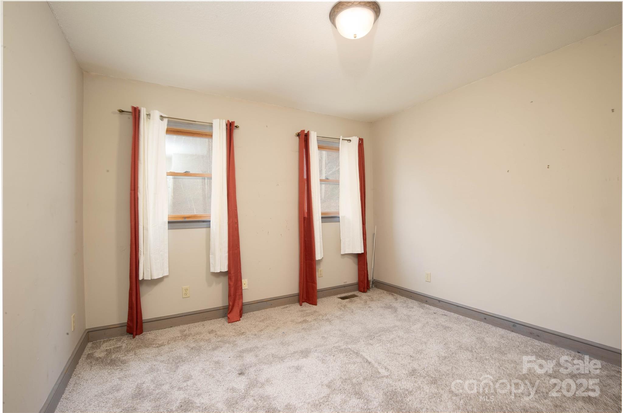 400 Three Dog Mountain Road Bakersville NC 28705