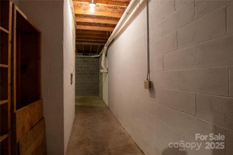 400 Three Dog Mountain Road Bakersville NC 28705