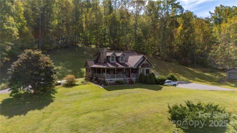 400 Three Dog Mountain Road Bakersville NC 28705