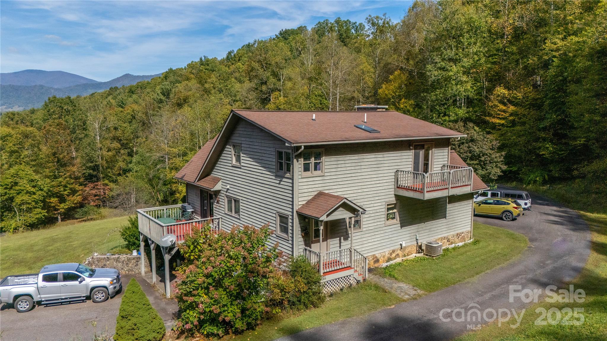 400 Three Dog Mountain Road Bakersville NC 28705