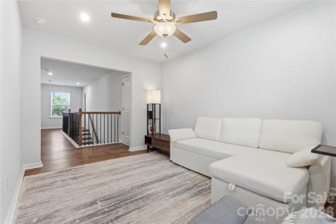 4011 Vista Pine Drive Charlotte NC 28215