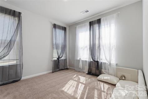 4011 Vista Pine Drive Charlotte NC 28215