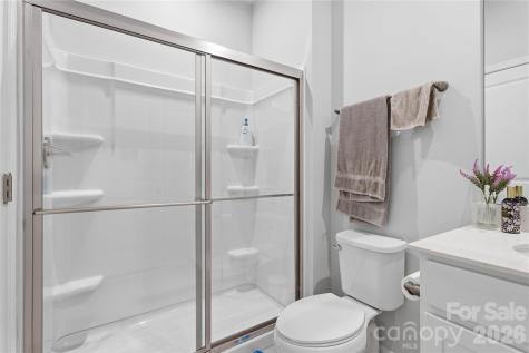 4011 Vista Pine Drive Charlotte NC 28215
