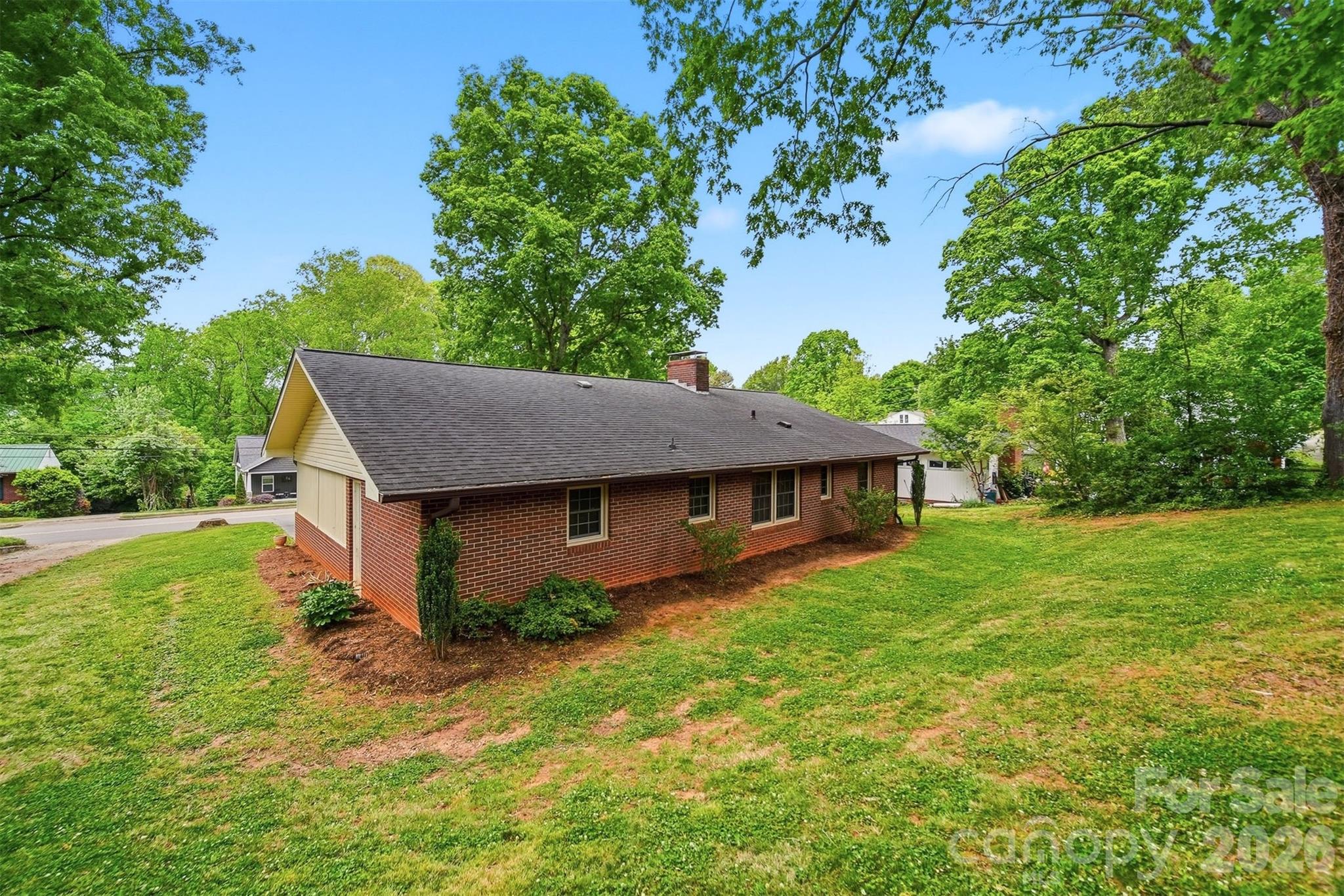 105 Ann Street Morganton NC 28655