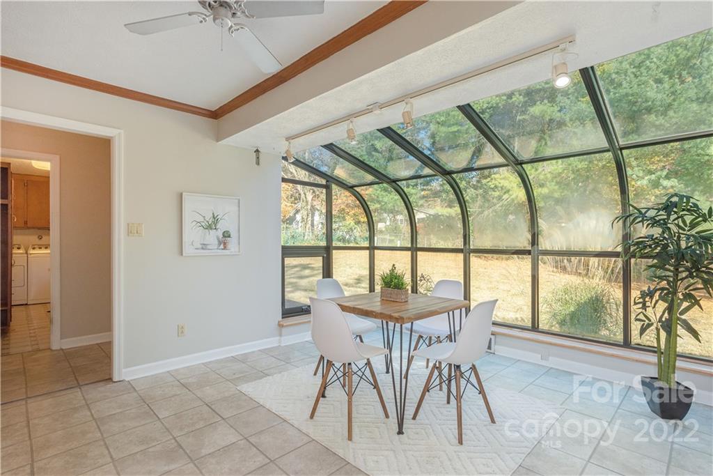 10 Ballantree Drive Asheville NC 28803