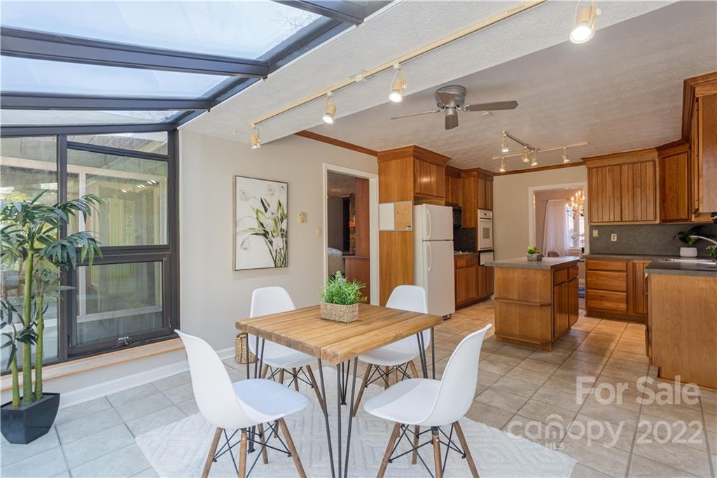 10 Ballantree Drive Asheville NC 28803