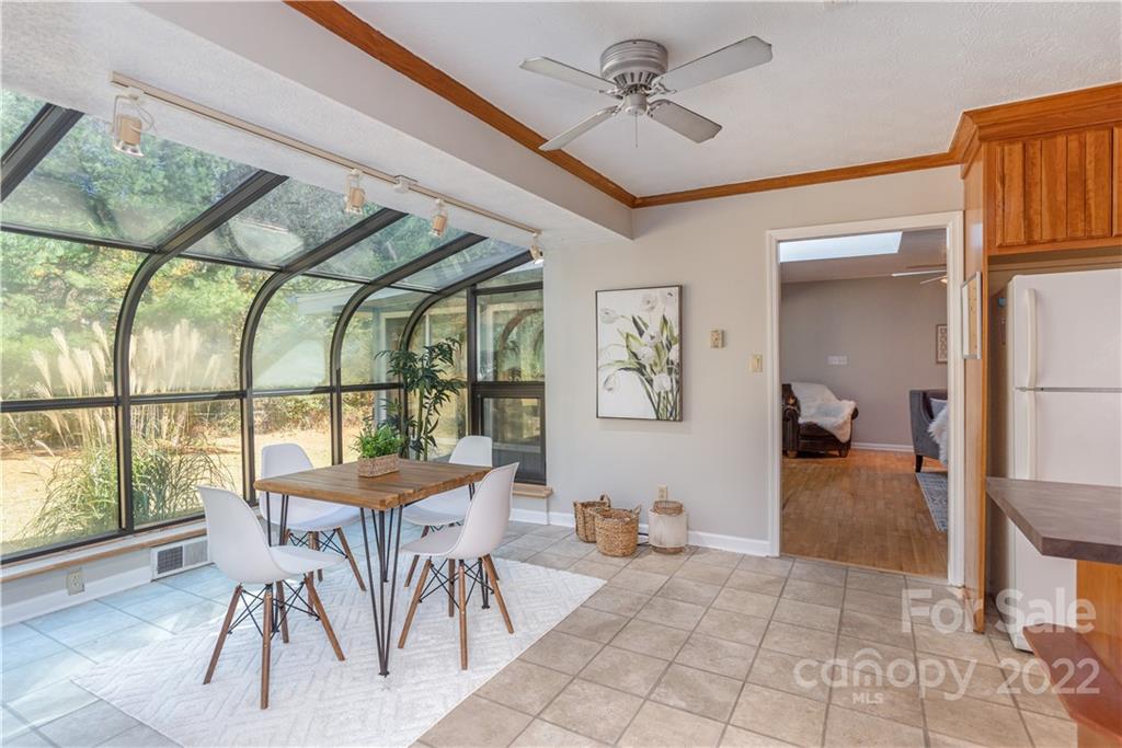 10 Ballantree Drive Asheville NC 28803