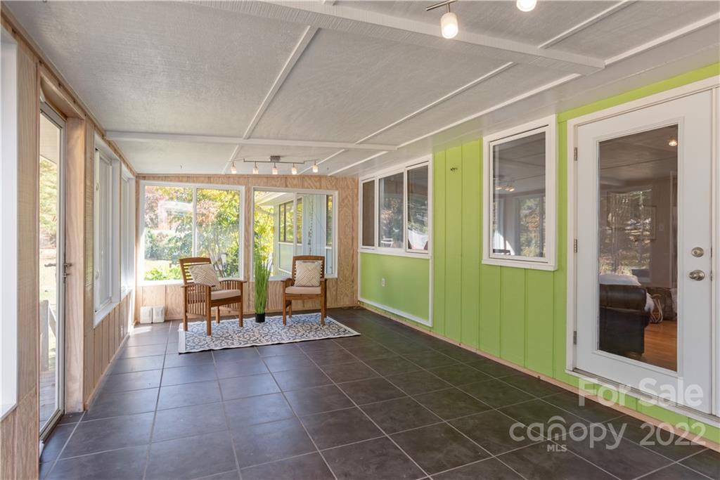 10 Ballantree Drive Asheville NC 28803