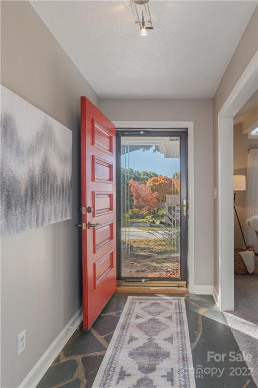 10 Ballantree Drive Asheville NC 28803