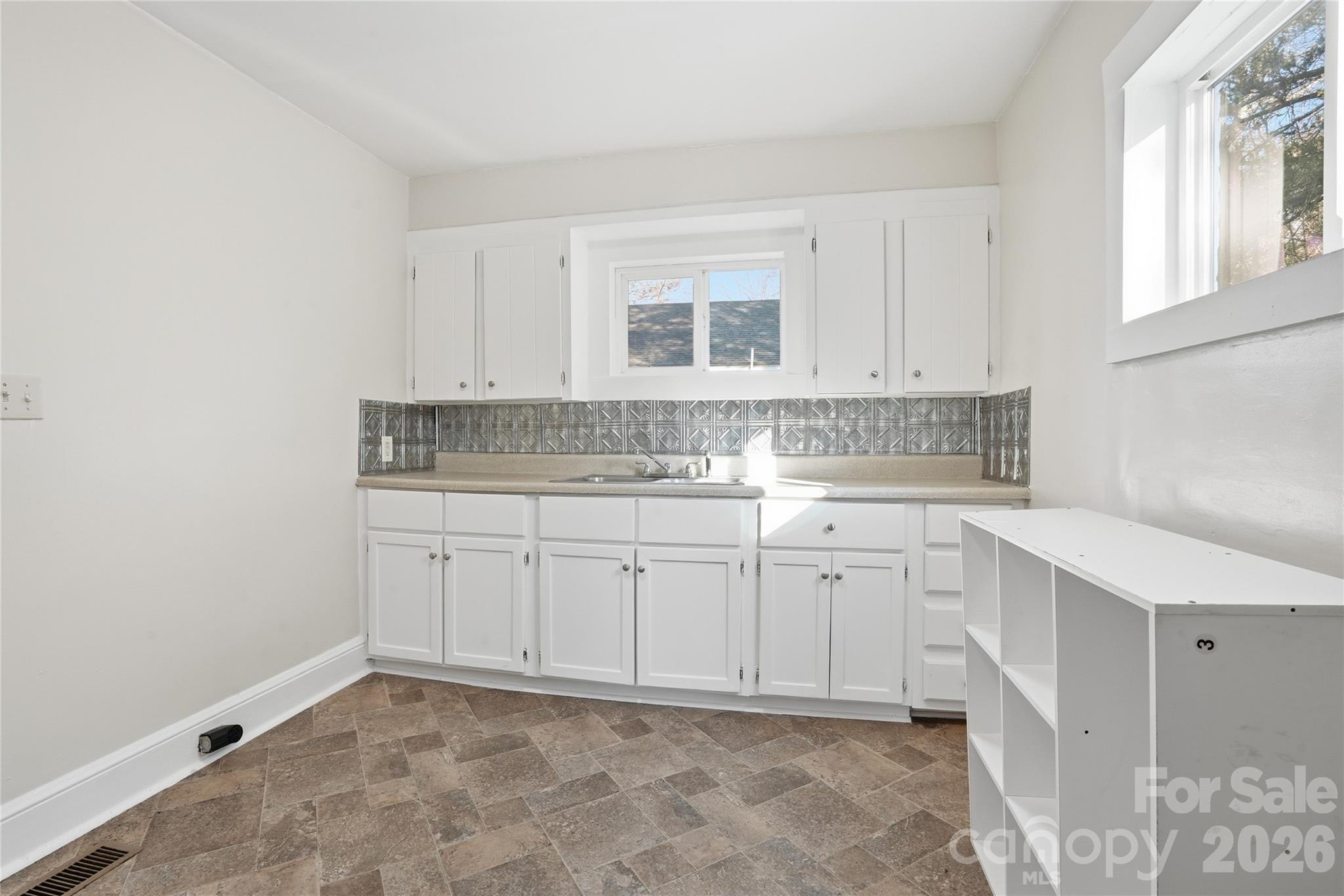 358 N Cleghorn Street Rutherfordton NC 28139