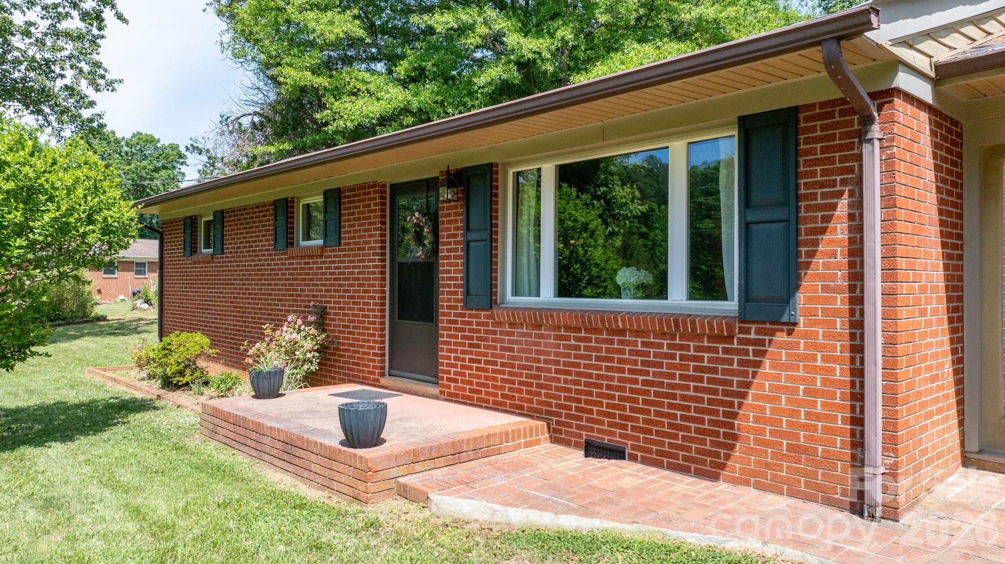 2881 Highline Avenue Valdese NC 28690