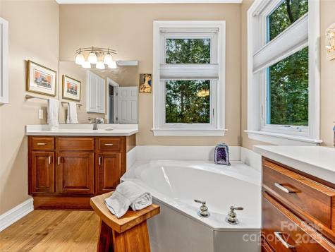 23 Clear Vista Drive Asheville NC 28805
