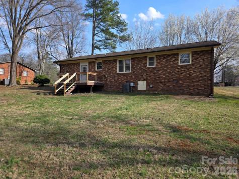 5285 E Holly Grove Road Thomasville NC 27360