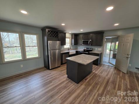 5285 E Holly Grove Road Thomasville NC 27360