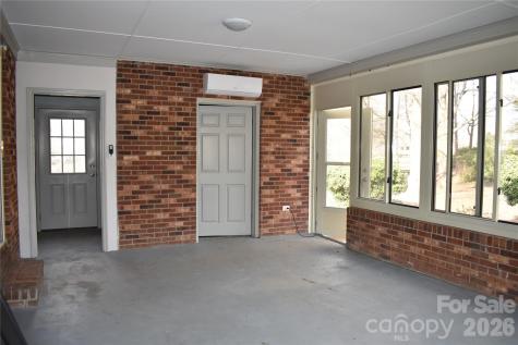 5285 E Holly Grove Road Thomasville NC 27360