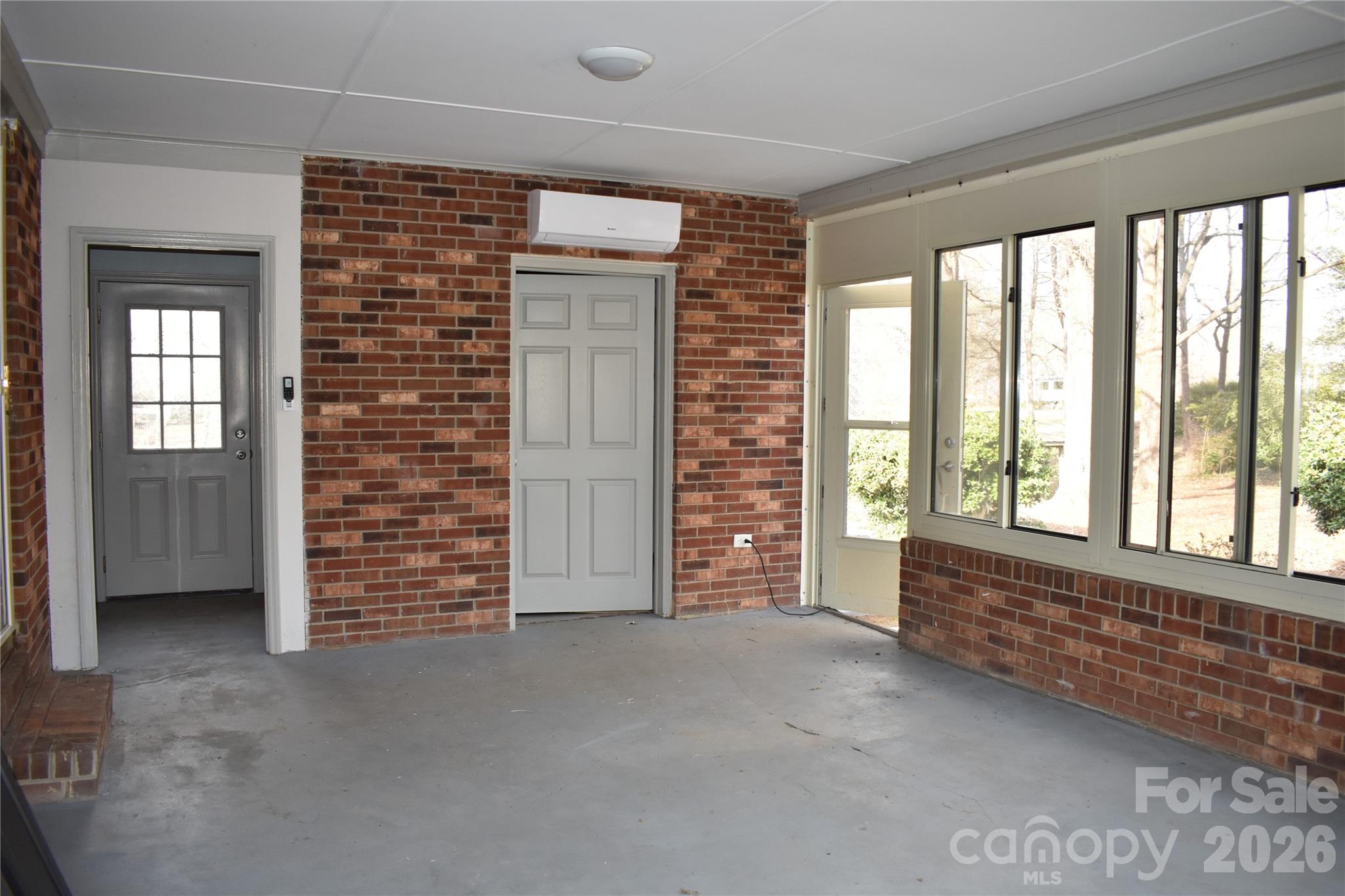 5285 E Holly Grove Road Thomasville NC 27360