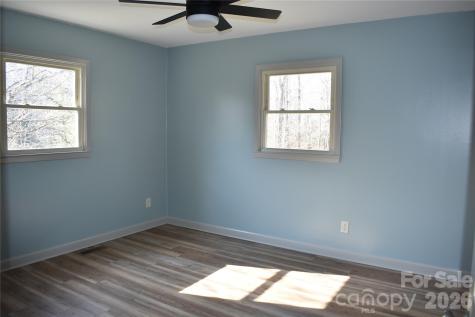 5285 E Holly Grove Road Thomasville NC 27360
