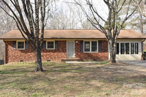 5285 E Holly Grove Road Thomasville NC 27360
