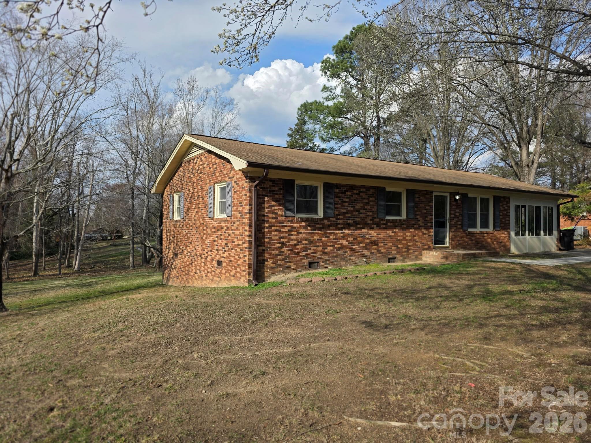 5285 E Holly Grove Road Thomasville NC 27360
