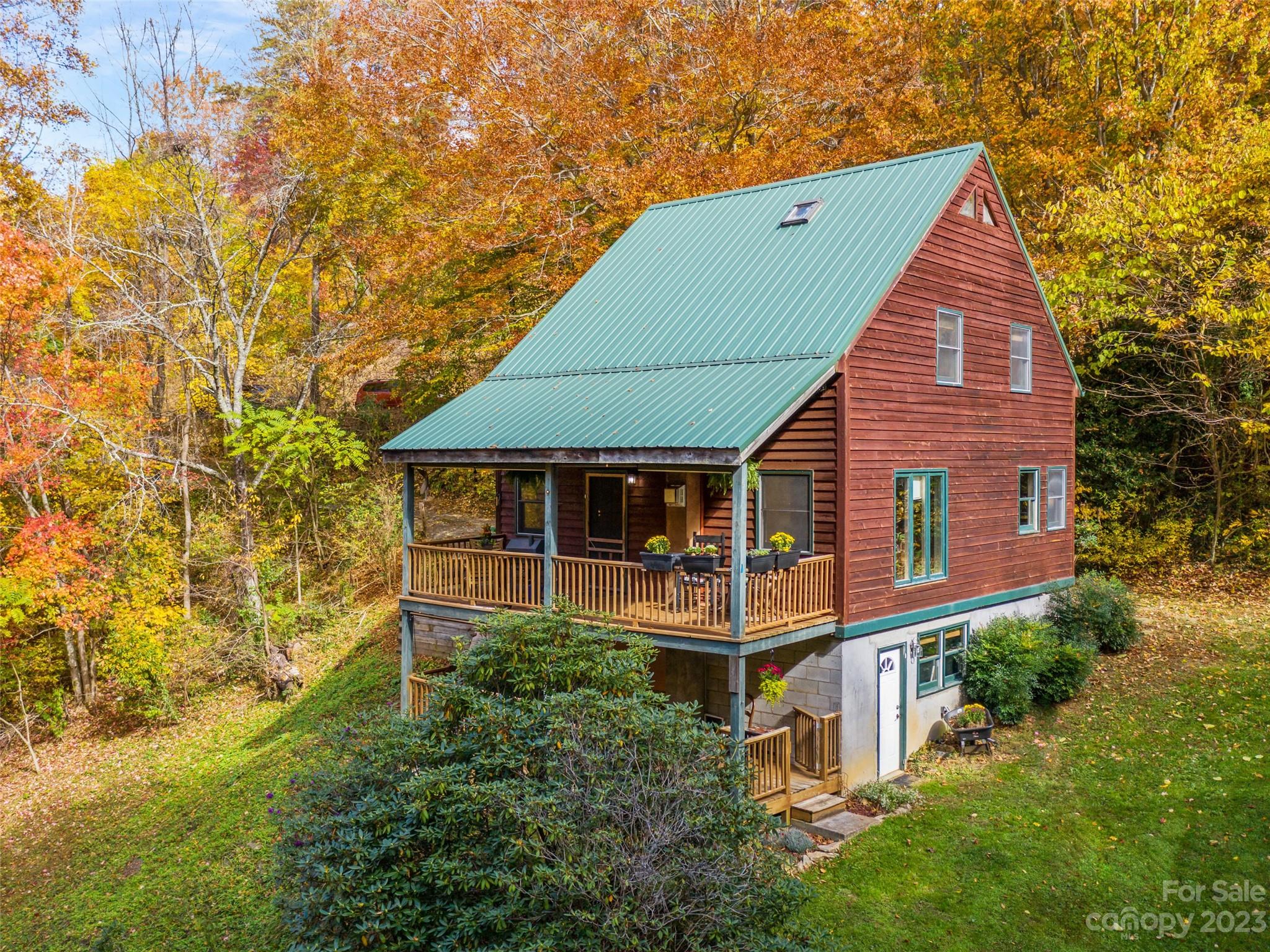 27 Benfield Road Weaverville NC 28787