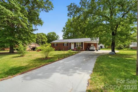 324 Autumn Drive Harrisburg NC 28075