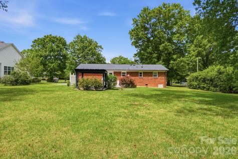 324 Autumn Drive Harrisburg NC 28075