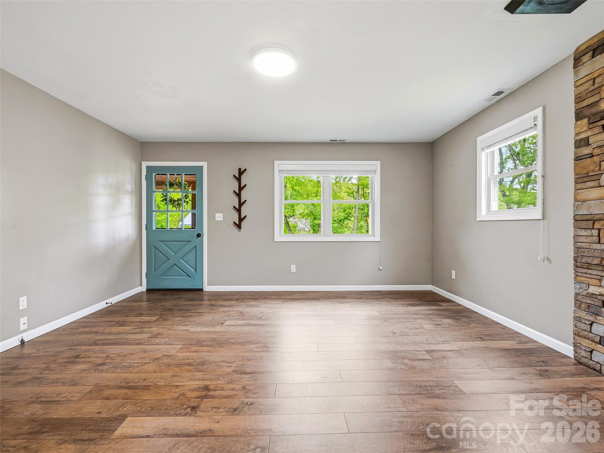 3 Mos Way Candler NC 28715