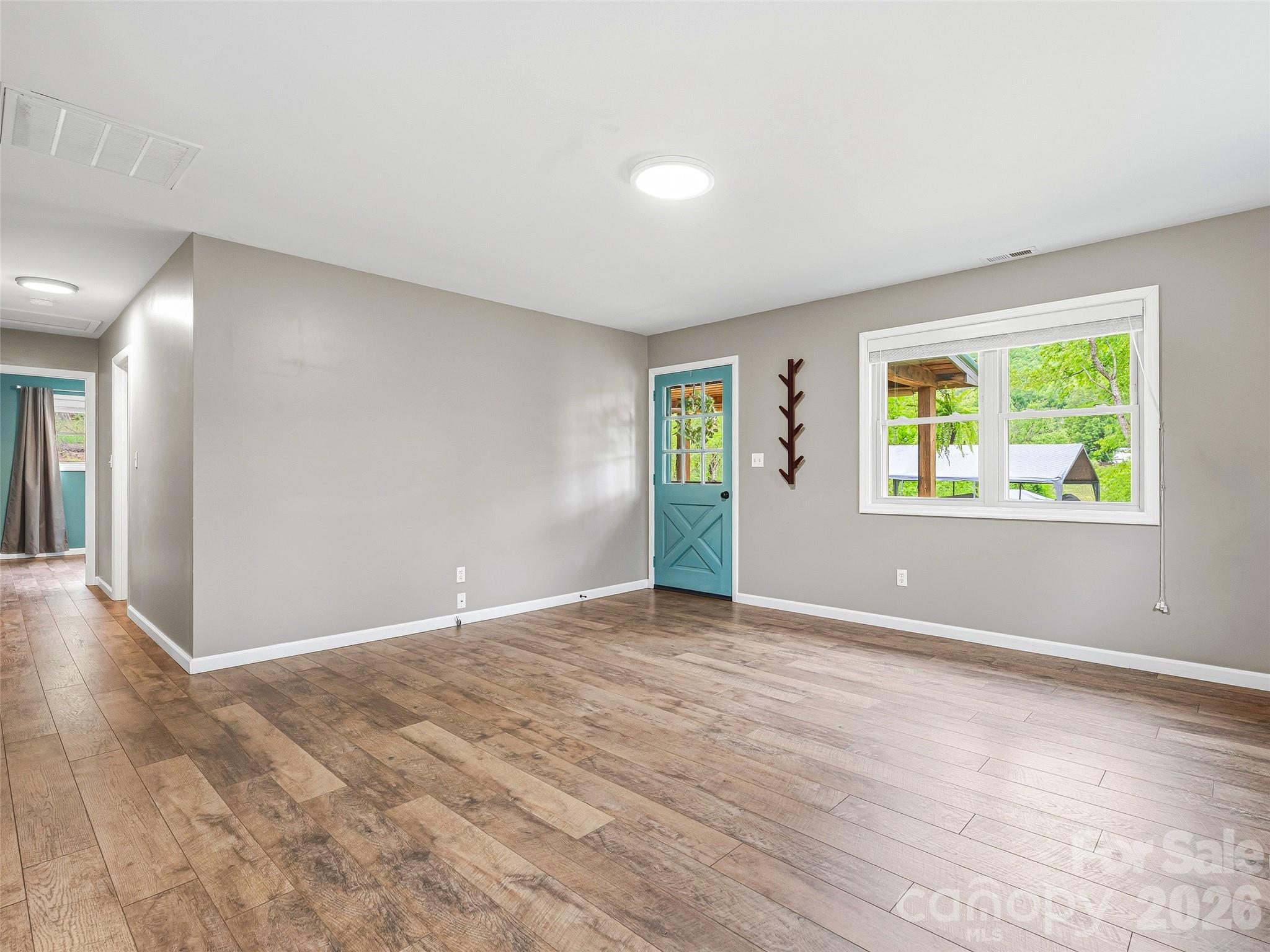 3 Mos Way Candler NC 28715