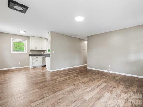 3 Mos Way Candler NC 28715