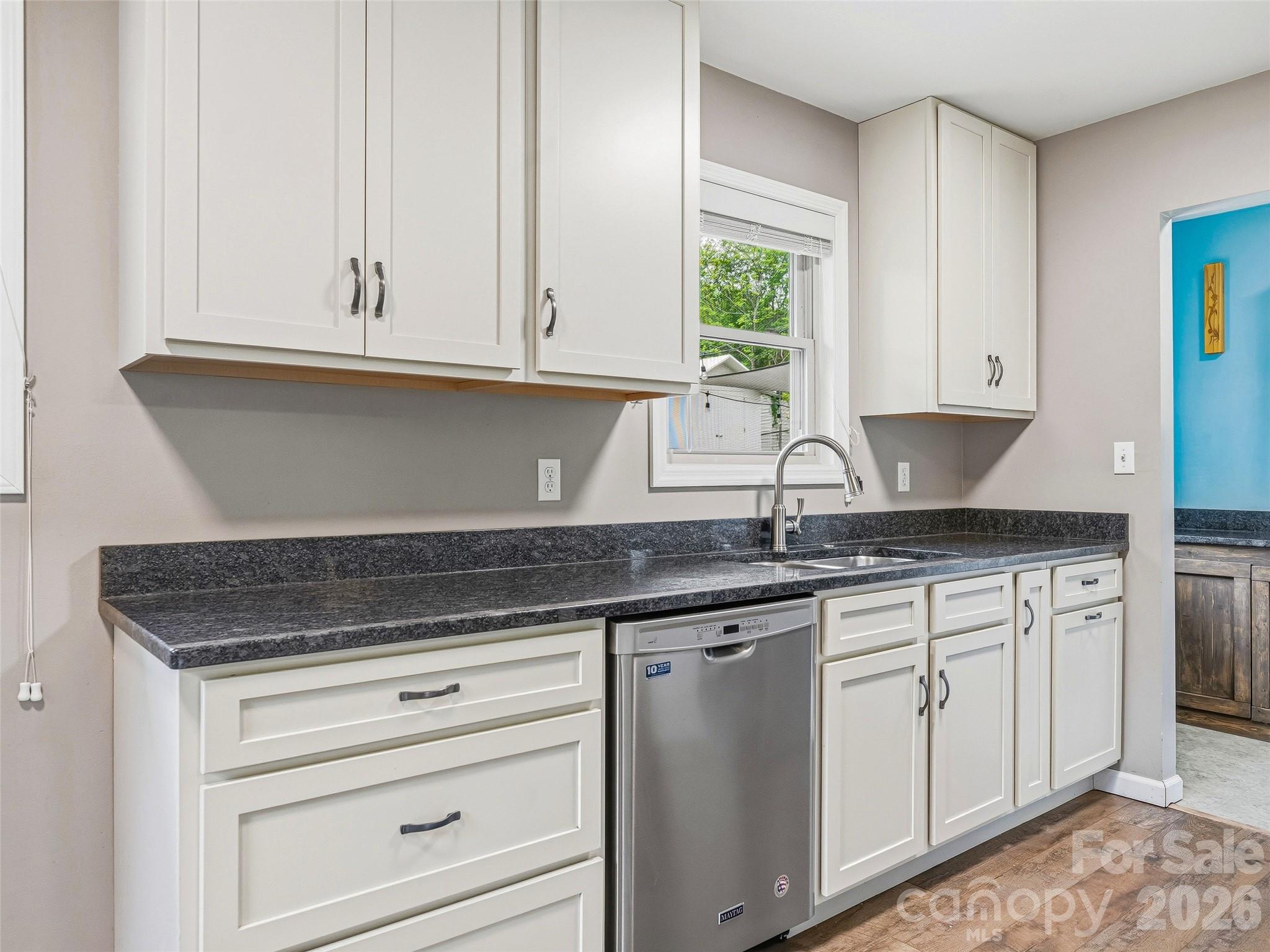 3 Mos Way Candler NC 28715