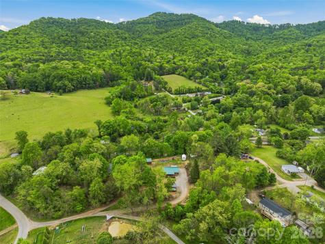 3 Mos Way Candler NC 28715