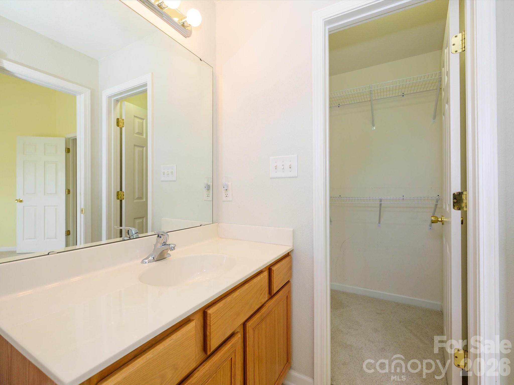 4055 Center Place Drive Harrisburg NC 28075